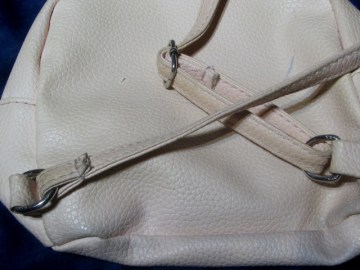 BOLSO CREMA BOMBONERA 19X10X19 (5)